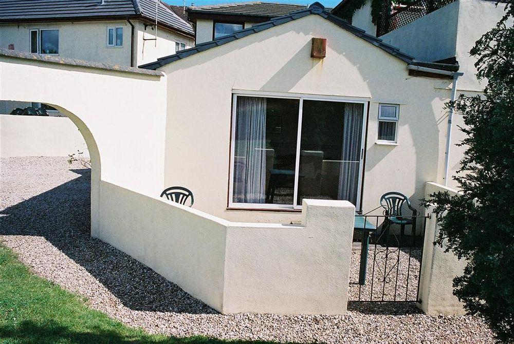 Crossways & Sea View Holiday Apartments Torquay Zewnętrze zdjęcie