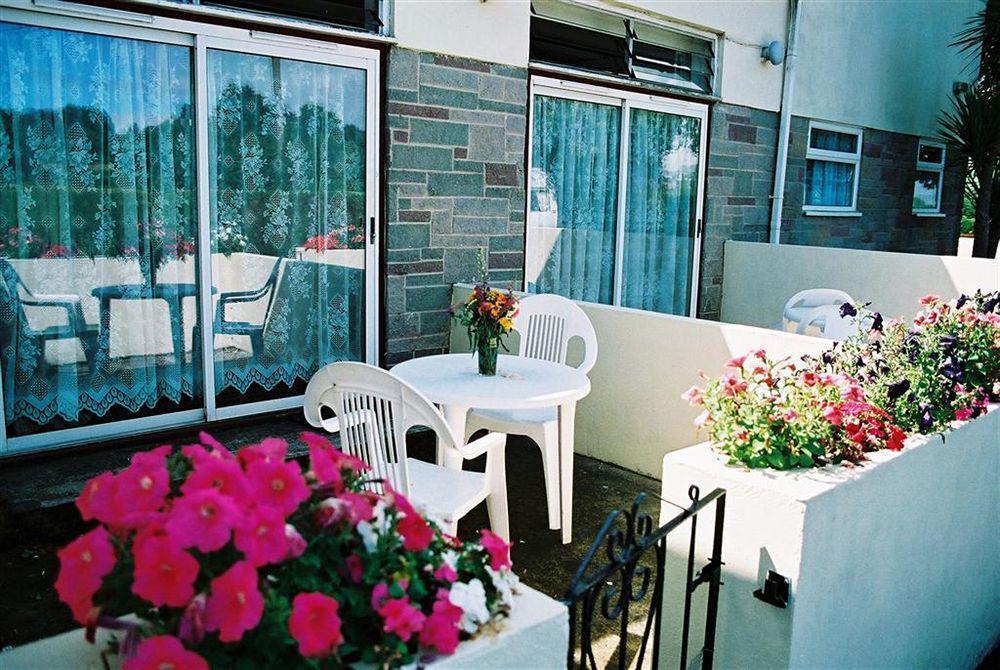 Crossways & Sea View Holiday Apartments Torquay Zewnętrze zdjęcie